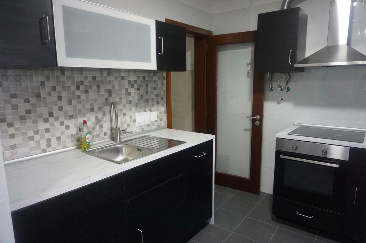 Room In Queluz 11 Minutes From Lisbon Extérieur photo